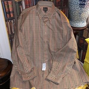 XL men’s button shirt . NWT.. Burberry like plaid